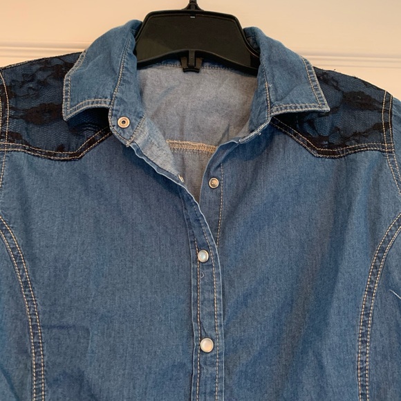 Forever 21 Denim Long Sleeve Shirt - Picture 3 of 8